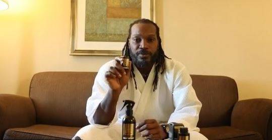 क्रिस गेल का खुलासा- मैं भी क्रिकेट में 'ब्लैक' कमेंट का शिकार हुआ