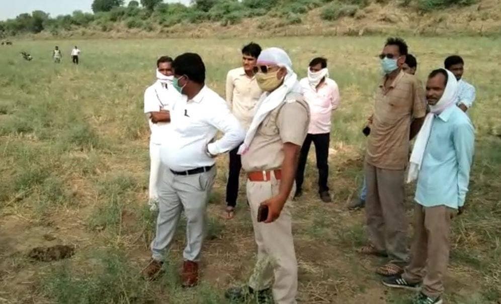 उल्टी का बहाना कर कार से उतरी दुल्हन, चंबल नदी में लगा दी छलांग!