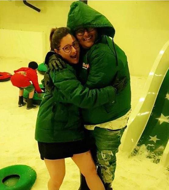 रश्मि ने खास अंदाज में भाई को किया बर्थडे विश, शेयर की अनसीन तस्वीरें