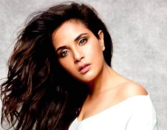 इंडस्ट्री से एयरपोर्ट तक, बॉलीवुड के ये सितारे भी हुए नस्लभेद का शिकार