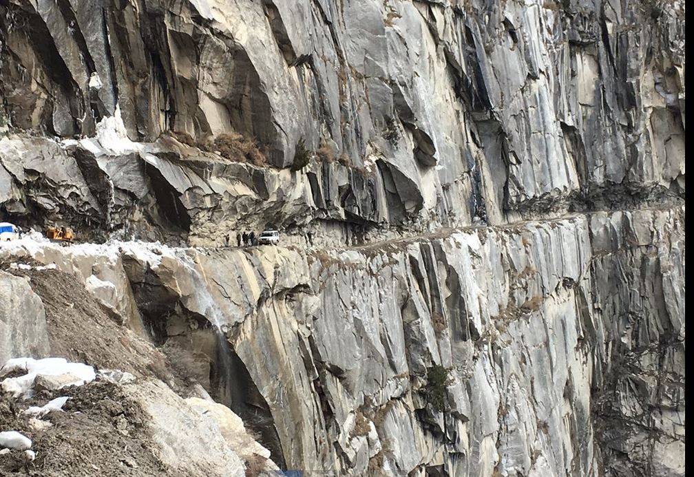 दुनिया की सबसे खतरनाक सड़क तैयार, अब ऐसे जुड़ा कश्मीर से हिमाचल