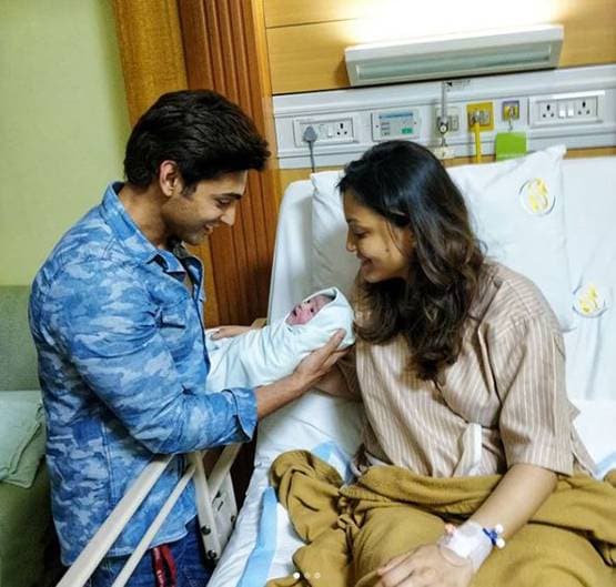 लॉकडाउन: इन सितारों ने दी गुडन्यूज, खास अंदाज में फैंस को दिया सरप्राइज