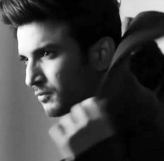 सुशांत की मौत पर जांच की मांग, डायरेक्टर बोले-YRF कैंप ने उसे आत्महत्या की ओर धकेला!