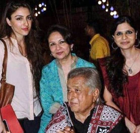 फिल्मी दुनिया से दूर हैं ये 10 स्टार किड्स, बनाई खुद की अलग पहचान