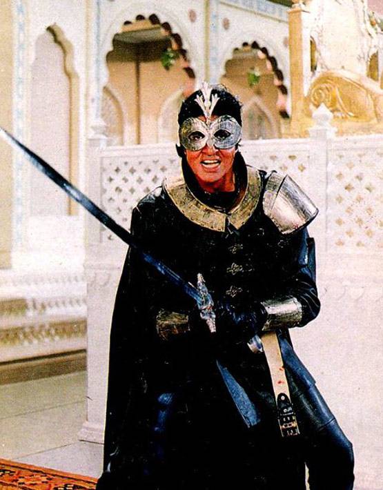 कभी बने शहंशाह तो कभी पा, हर किरदार में अमिताभ बच्चन ने फैंस को किया नॉटआउट