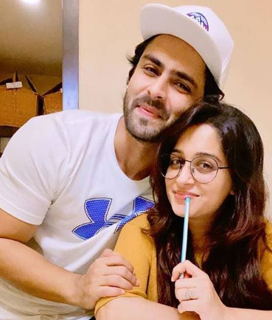 पत्नी दीपिका संग शोएब इब्राहिम का मिडनाइट बर्थडे सेलिब्रेशन