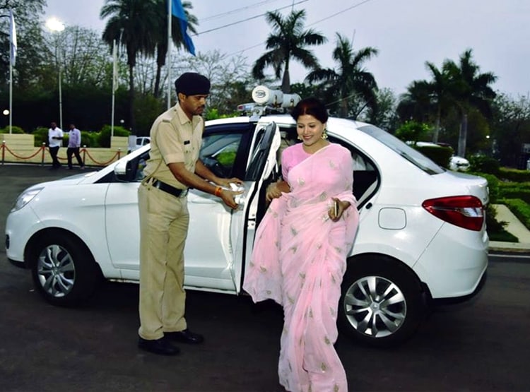 बॉलीवुड फिल्मों में काम कर चुकी हैं ये IPS अफसर, बनीं बैतूल एसपी