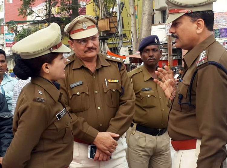 बॉलीवुड फिल्मों में काम कर चुकी हैं ये IPS अफसर, बनीं बैतूल एसपी