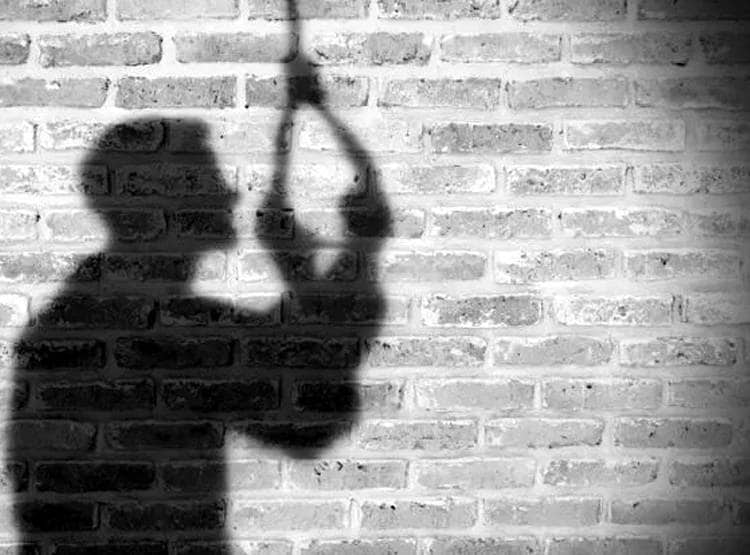 सुशांत के बारे में लड़की डायरी में लिखती थी बातें, फांसी लगाकर दी जान