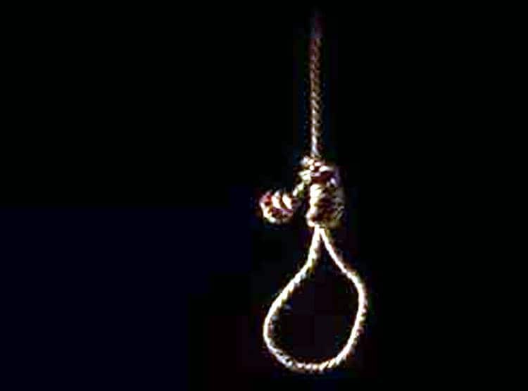 सुशांत के बारे में लड़की डायरी में लिखती थी बातें, फांसी लगाकर दी जान