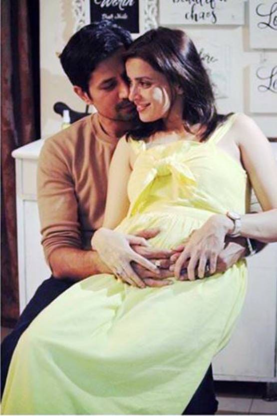 लॉकडाउन: इन सितारों ने दी गुडन्यूज, खास अंदाज में फैंस को दिया सरप्राइज