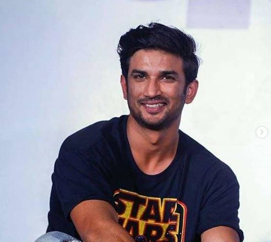 सुशांत के जाने से दुखी उनका डॉगी, वायरल वीडियो देख हो जाएंगे इमोशनल