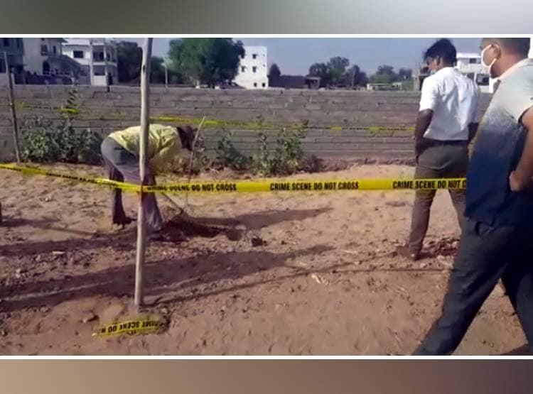 आसमान से गिरी उल्का पिंड जैसी चीज, 2 किमी तक सुनाई दी धमाके की आवाज