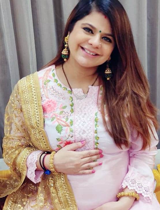 मां बनने वाली हैं कुसुम फेम एक्ट्रेस, बेबी बंप फ्लॉन्ट कर दिया खास मैसेज