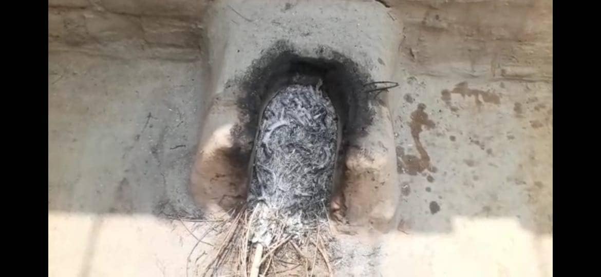 बच्चों की भूख और बीमारी के आगे बेबस हुई मां, 1500 रुपये में बेचे गहने