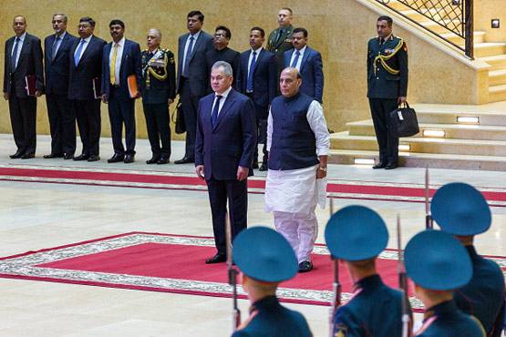 क्या है रूस की विक्ट्री डे परेड, शामिल होंगे राजनाथ, चीन को भी न्योता