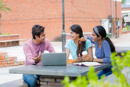 क्या है NIRF रैंकिंग, देश की ये यूनिवर्सिटी-कॉलेज जिसमें हैं टॉप पर