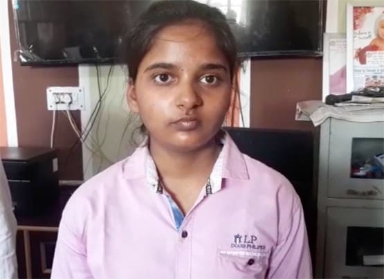 छोटे-छोटे कस्बों से...गांवों और शहरों से...देखो निकले हैं यूपी के टॉपर