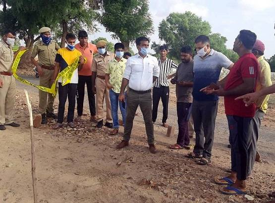 राजस्थान में आसमान से गिरे उल्कापिंड को लोग बता रहे कीमती, क्या है सच्चाई?