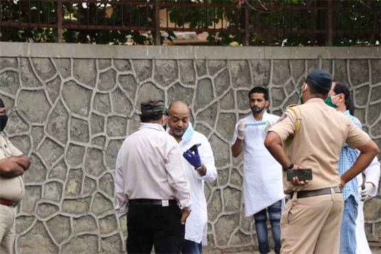 सुपुर्द-ए-खाक हुए वाजिद खान, नम आंखों से परिवार ने दी अंतिम विदाई