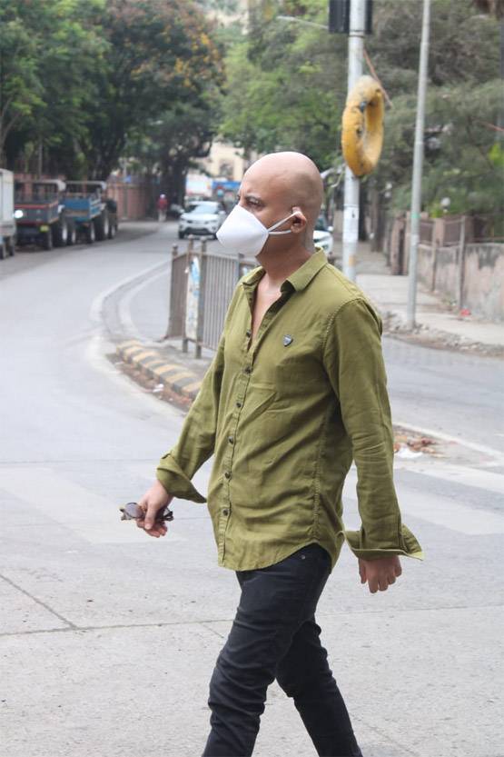 सुपुर्द-ए-खाक हुए वाजिद खान, नम आंखों से परिवार ने दी अंतिम विदाई