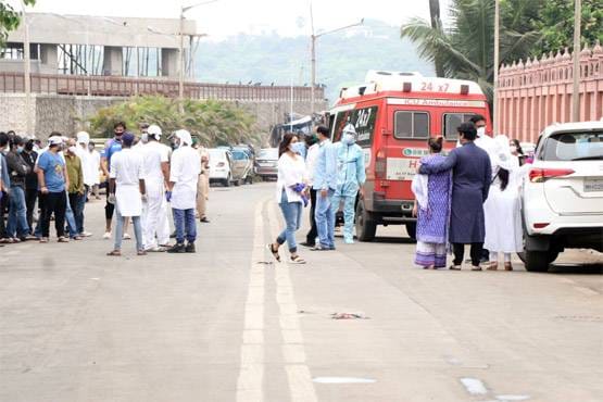 सुपुर्द-ए-खाक हुए वाजिद खान, नम आंखों से परिवार ने दी अंतिम विदाई