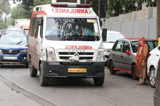 सुपुर्द-ए-खाक हुए वाजिद खान, नम आंखों से परिवार ने दी अंतिम विदाई