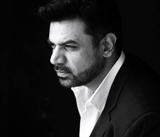 कोरोना की चपेट में आ चुके 8 पाकिस्तानी सेलेब्स, बताया क्या ले रहे ट्रीटमेंट