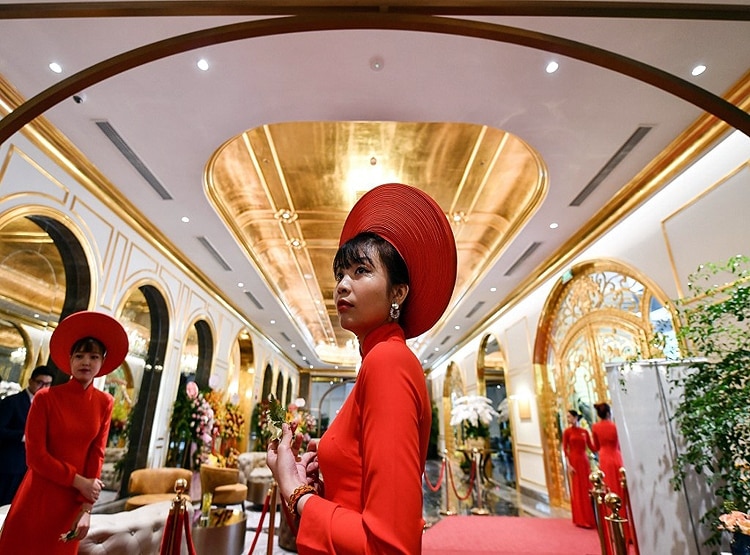 दुनिया का पहला सोने का होटल, जानिए एक रात रुकने का किराया