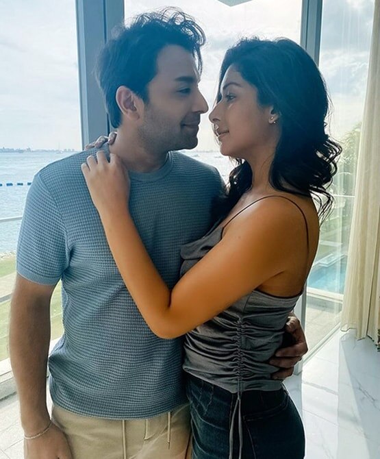 पोरस फेम एक्ट्रेस ने बॉयफ्रेंड संग रचाई शादी, पैरेंट्स नहीं हो सके शामिल