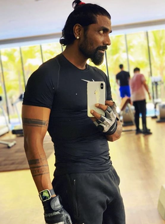 भोले के भक्त हैं कोरियोग्राफर रेमो, सावन में बनवाया खास टैटू