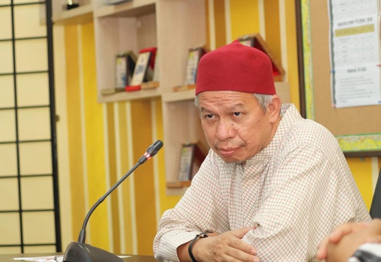 मलेशियाई मंत्री बोले- ट्रांसजेंडरों को सही रास्ते पर लाने के लिए करो गिरफ्तारी, विवाद