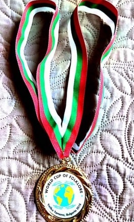 12 साल की उम्र में पास की 12वीं, इस लड़की को 14 भाषाओं का ज्ञान