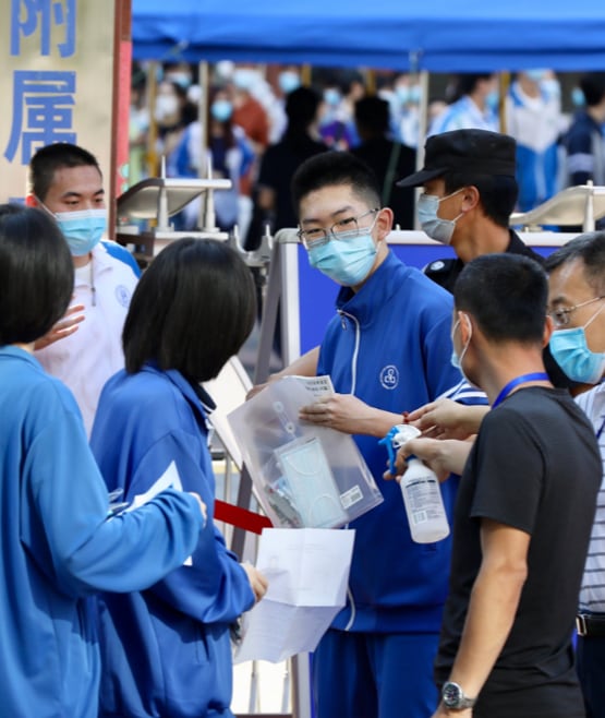 ये है चीन की सबसे कठिन परीक्षा, चीटिंग करने पर हो सकती है जेल!