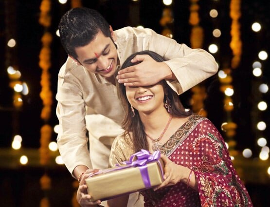 राशिनुसार ऐसे मनाएं रक्षाबंधन, मिलेगा सर्वार्थ सिद्धि योग का महालाभ