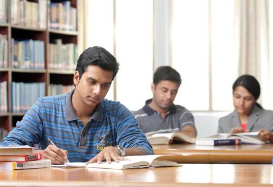 JEE - NEET परीक्षा को लेकर फैसला आज, HRD ने NTA से मांगा जवाब