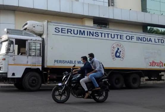 वो भारतीय कंपनी जो ऑक्सफोर्ड के साथ बना रही है कोरोना की वैक्सीन