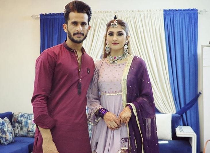 भारतीय लड़की से हुई इस PAK गेंदबाज की शादी, कोहली की फैन हैं वाइफ