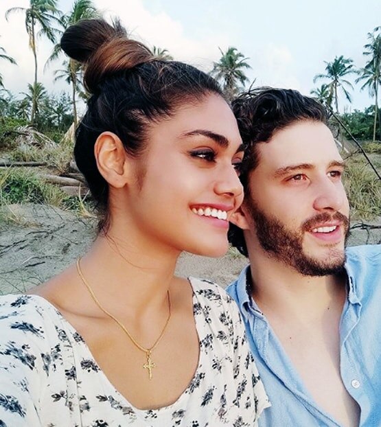 बॉयफ्रेंड संग इन दिनों गोवा में नजर फेम एक्ट्रेस, बताया क्यों टली शादी