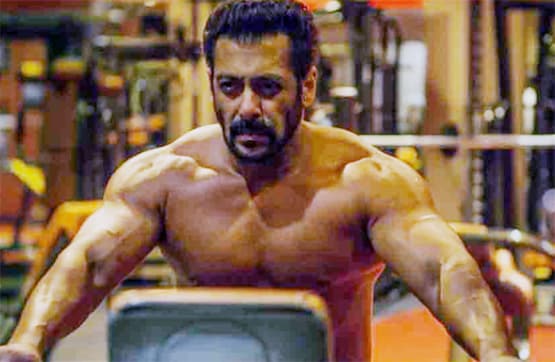 अनिल कपूर से सुनील शेट्टी तक, 50 पार भी फिट हैं ये बॉलीवुड एक्टर