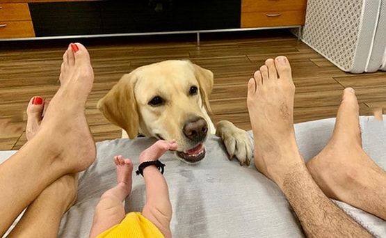 कुमकुम भाग्य फेम एक्ट्रेस ने शेयर की नन्ही बेटी के पैरों की क्यूट तस्वीरें