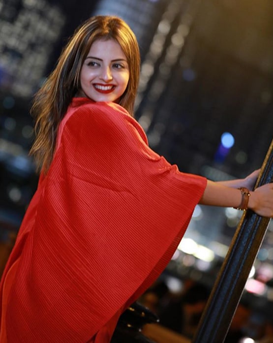 पार्थ समथान से श्रेनू पारिख तक, कोरोना की चपेट में आए ये 7 टीवी सेलेब्स