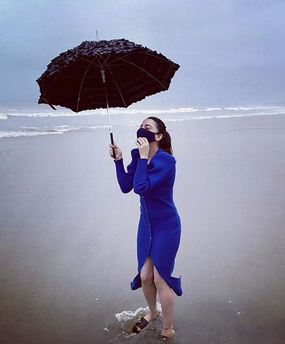 4 महीने बाद कुंडली भाग्य फेम श्रद्धा की बीच आउटिंग, गर्ल गैंग संग आईं नजर