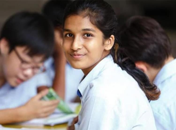 CBSE: 15 को आएंगे 10वीं-12वीं के रिजल्ट, ये थे पिछले साल के टॉपर्स