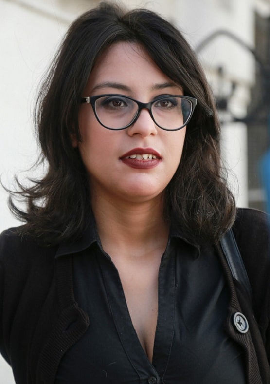 कोरोना को कुरान की आयत से जोड़ा, इस महिला को 6 महीने की जेल