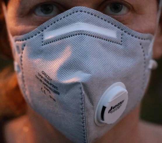 फिल्टर वाले मास्क पर एक्सपर्ट की चेतावनी, जानें कितना है खतरनाक