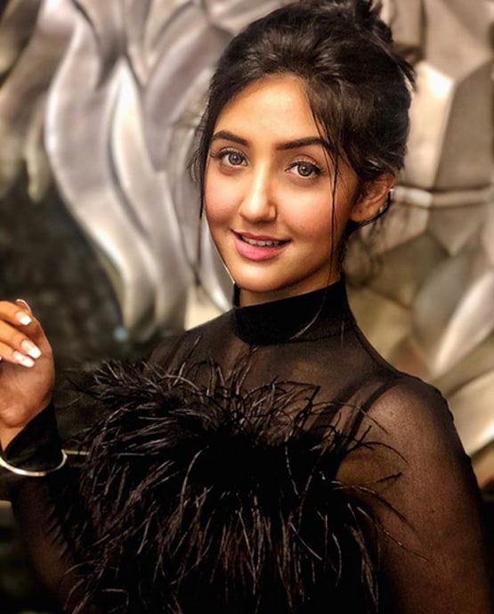 छोटे पर्दे की बड़ी स्टार हैं ये एक्ट्रेस, कम उम्र में हासिल किया बड़ा मुकाम