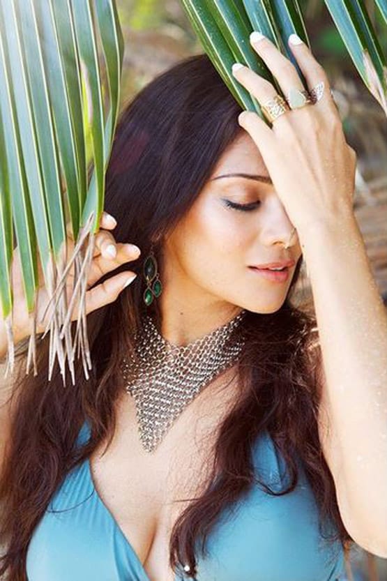 वर्कआउट करने गई एक्ट्रेस के पीछे पड़ गए 6 कुत्ते, फिर हुआ ये