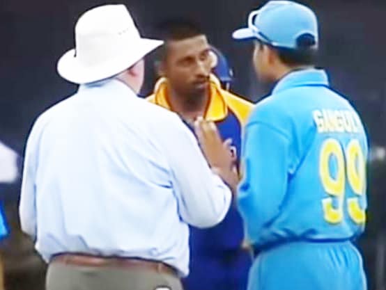 'सौरव गांगुली बैन से बचने के लिए हमारे ड्रेसिंग रूम में आए थे'