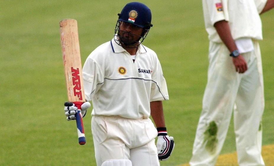 इस दिग्गज ने सचिन-वीरू के शतक को किया था नाकाम, लिए थे 10 विकेट